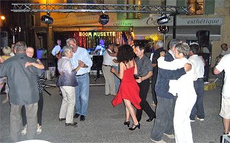 Image: bal-musette-4d5cd4.jpg