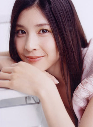 http://img23.xooimage.com/files/d/d/d/takeuchi-20yuko_16-368c40.jpg
